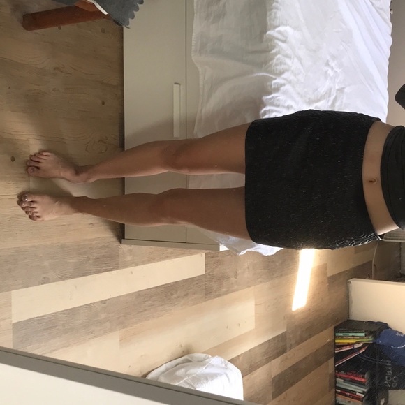 Guess Pleather Mini Skirt - Picture 5 of 5